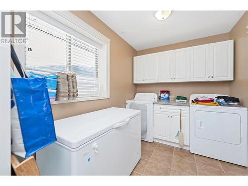 3323 Powerhouse Road, Armstrong, BC - Indoor Photo Showing Laundry Room
