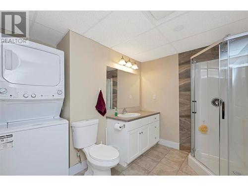 3323 Powerhouse Road, Armstrong, BC - Indoor Photo Showing Laundry Room