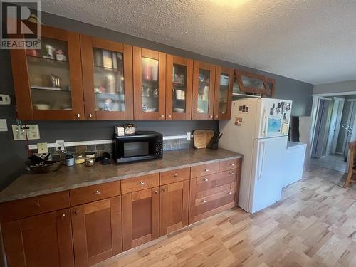 2711 Cramer Street, Terrace, BC - Indoor Photo Showing Kitchen