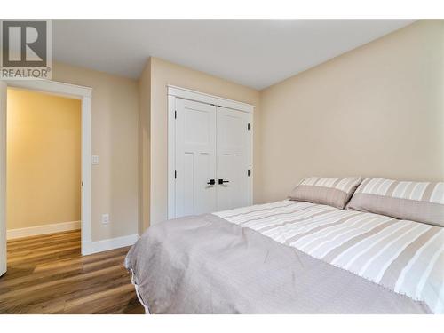 3304 Gray Road, Blind Bay, BC - Indoor Photo Showing Bedroom