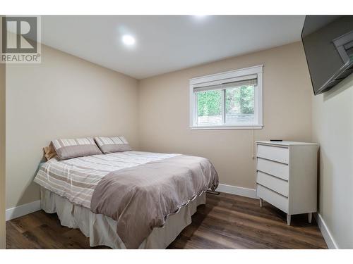 3304 Gray Road, Blind Bay, BC - Indoor Photo Showing Bedroom