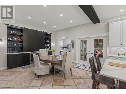 2957 Harvard Road, Kelowna, BC - Indoor Photo Showing Dining Room