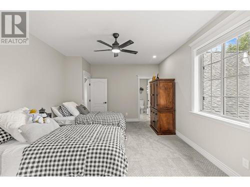 2957 Harvard Road, Kelowna, BC - Indoor Photo Showing Bedroom