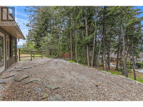 2957 Harvard Road, Kelowna, BC - Outdoor