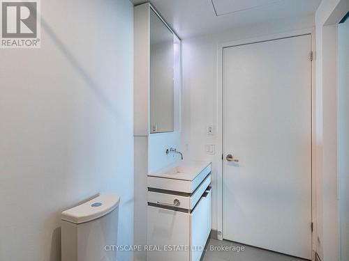 #3111 -197 Yonge St, Toronto, ON - Indoor Photo Showing Other Room