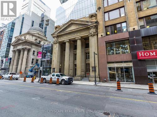 #3111 -197 Yonge St, Toronto, ON - Outdoor With Facade