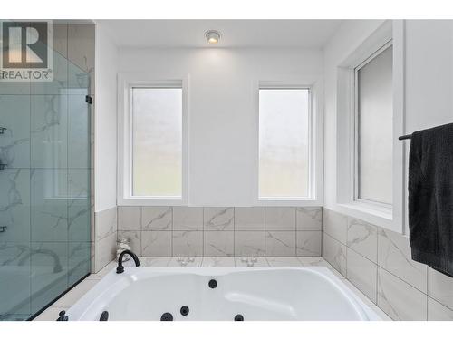 21 Preston Crescent, Enderby, BC - Indoor Photo Showing Bathroom