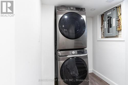 5230 Jepson Street, Niagara Falls, ON - Indoor Photo Showing Laundry Room