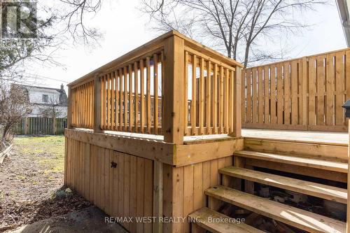5230 Jepson St, Niagara Falls, ON - Outdoor With Exterior