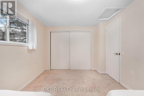 #1 -19 Silverbirch Blvd, Hamilton, ON - Indoor Photo Showing Other Room