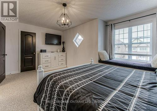 27 Upper Mercer Street, Kitchener, ON - Indoor Photo Showing Bedroom