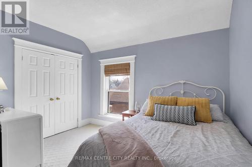 75 Cathcart St, London, ON - Indoor Photo Showing Bedroom