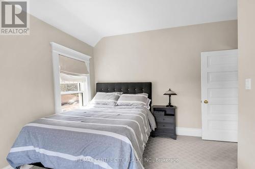 75 Cathcart St, London, ON - Indoor Photo Showing Bedroom