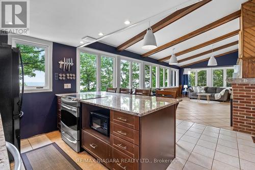 10245 Camelot Drive, Wainfleet, ON - Indoor Photo Showing Kitchen