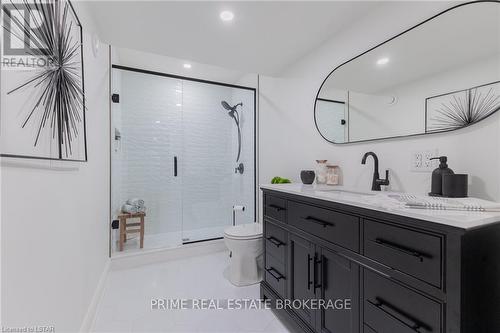 119 Harris Road, Middlesex Centre, ON -  Photo Showing Bathroom