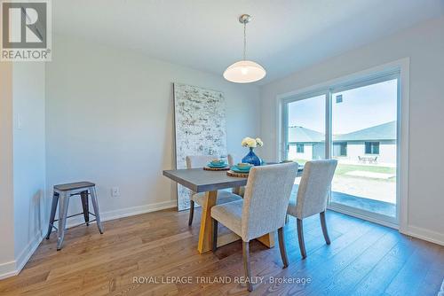 43 Silverleaf Path, St. Thomas, ON - Indoor Photo Showing Dining Room