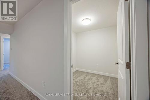 43 Silverleaf Path, St. Thomas, ON - Indoor Photo Showing Other Room