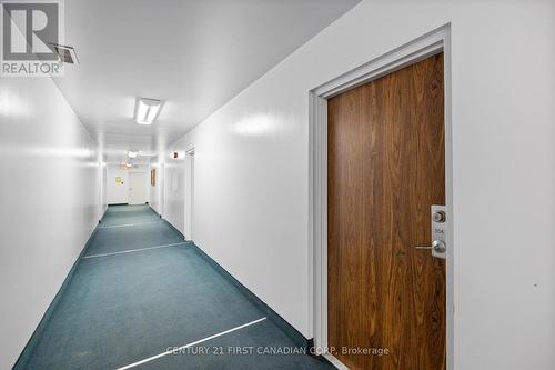 #304 -3355 Sandwich St, Windsor, ON - Indoor Photo Showing Other Room