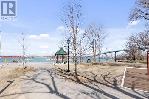 #304 -3355 Sandwich St, Windsor, ON - Outdoor With View
