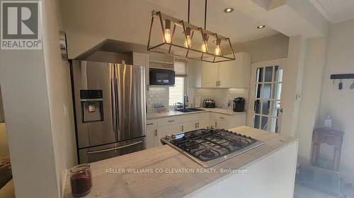 387 Hopewell Avenue, Toronto (Briar Hill-Belgravia), ON - Indoor Photo Showing Kitchen