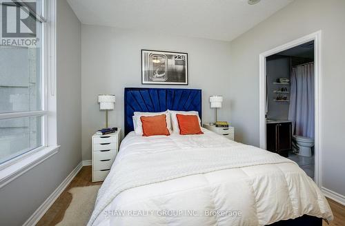 101 - 2379 Central Park Drive, Oakville, ON - Indoor Photo Showing Bedroom