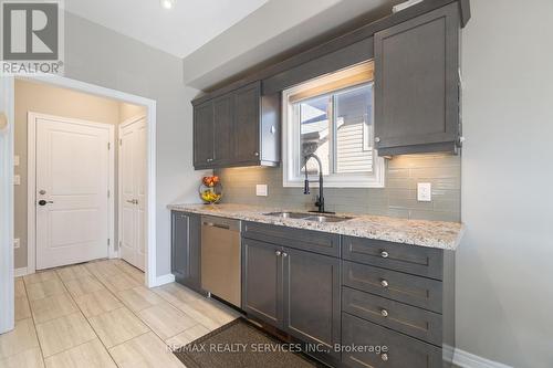 41 Success Way, Thorold, ON - Indoor Photo Showing Kitchen With Double Sink