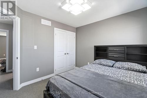 41 Success Way, Thorold, ON - Indoor Photo Showing Bedroom