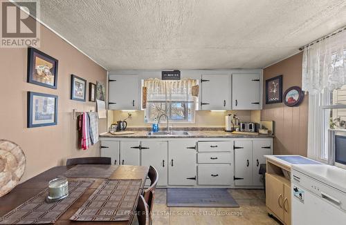 130 Pilkey Rd, Uxbridge, ON - Indoor Photo Showing Kitchen