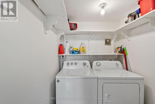 #406 -40 Baif Blvd, Richmond Hill, ON - Indoor Photo Showing Laundry Room