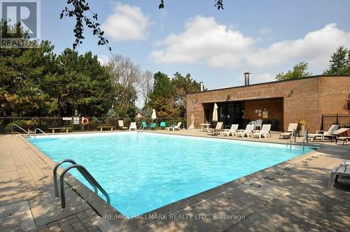 #406 -40 Baif Blvd, Richmond Hill, ON - Outdoor With In Ground Pool