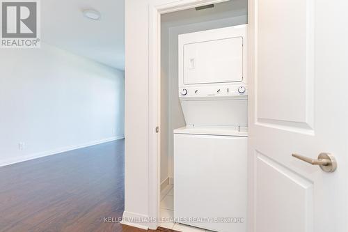 #908 -55 Oneida Cres, Richmond Hill, ON - Indoor Photo Showing Laundry Room