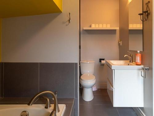 Salle de bains - 625 Rue Ste-Angèle, Trois-Rivières, QC - Indoor Photo Showing Bathroom
