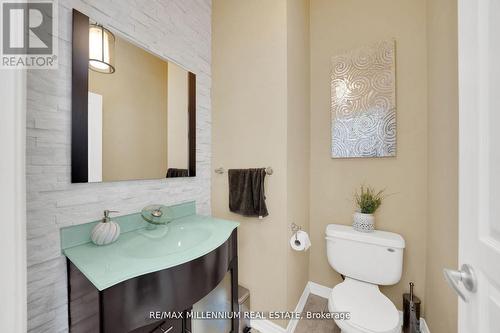 1 Lourakis St, Richmond Hill, ON - Indoor Photo Showing Bathroom