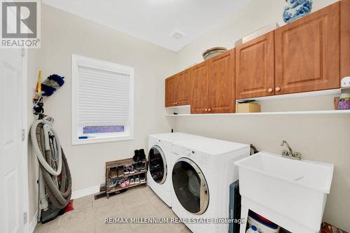 1 Lourakis St, Richmond Hill, ON - Indoor Photo Showing Laundry Room