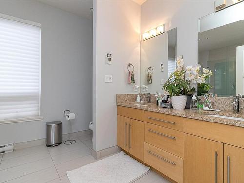 6556 Goodmere Rd, Sooke, BC - Indoor Photo Showing Bathroom