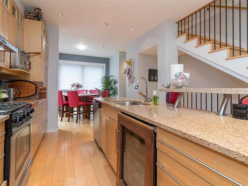 6556 Goodmere Rd, Sooke, BC - Indoor Photo Showing Kitchen With Double Sink