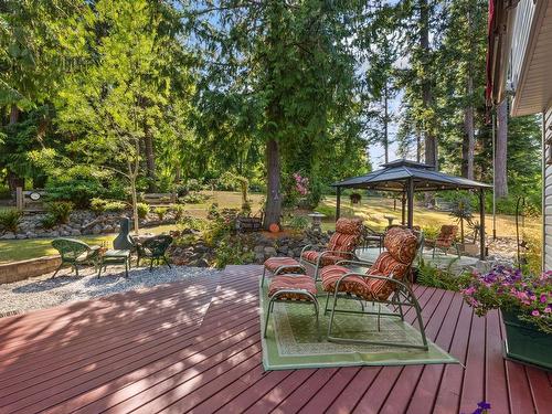 6249 Island Hwy, Union Bay, BC - Outdoor With Deck Patio Veranda