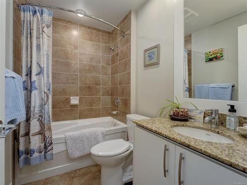 417-1395 Bear Mountain Pkwy, Langford, BC - Indoor Photo Showing Bathroom