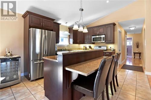 15062 Colonial Drive, Ingleside, ON - Indoor Photo Showing Kitchen With Upgraded Kitchen