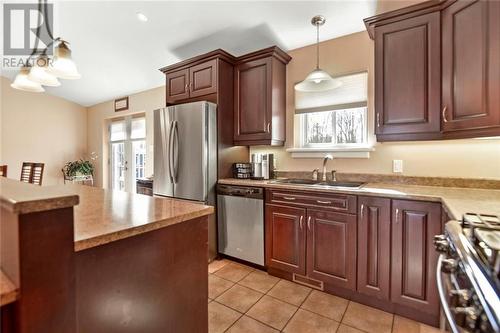 15062 Colonial Drive, Ingleside, ON - Indoor Photo Showing Kitchen