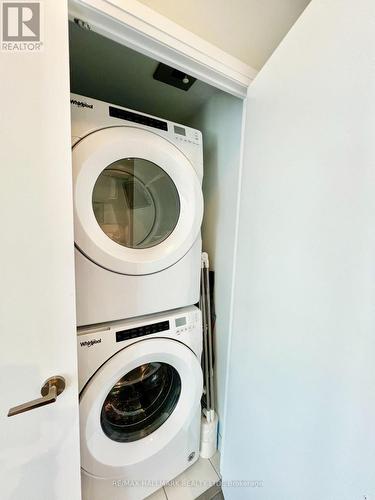 #2803 -77 Mutual St, Toronto, ON - Indoor Photo Showing Laundry Room