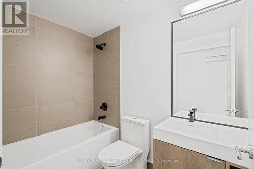 #212 -250 Lawrence Ave W, Toronto, ON - Indoor Photo Showing Bathroom