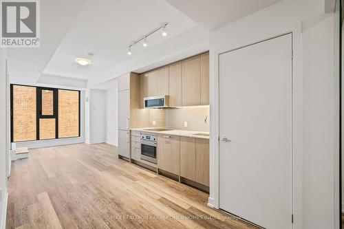 #212 -250 Lawrence Ave W, Toronto, ON - Indoor Photo Showing Kitchen