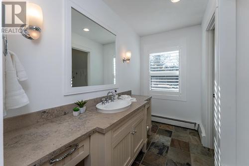 5604 Mcguckin Place, Prince George, BC - Indoor Photo Showing Bathroom