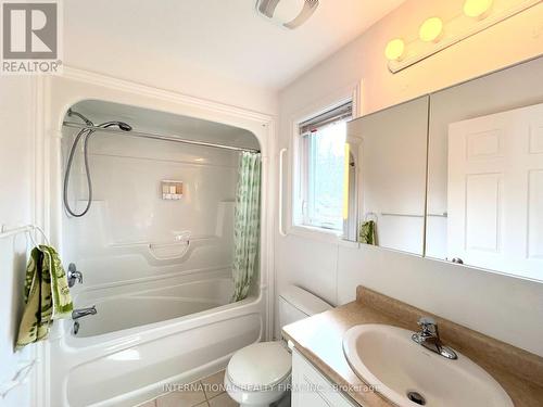 28 55Th Street S, Wasaga Beach, ON - Indoor Photo Showing Bathroom