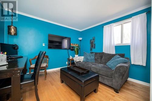 509 Lloyd Drive, Pembroke, ON - Indoor Photo Showing Living Room