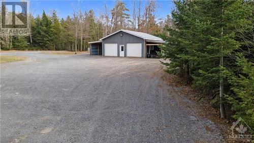 Detached 30' x 30' heated shop - 254 Lakeshore Road, White Lake, ON - Outdoor