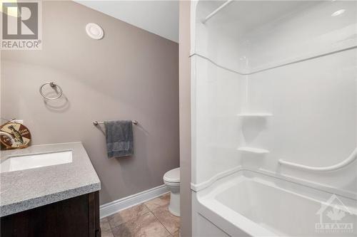 254 Lakeshore Road, White Lake, ON - Indoor Photo Showing Bathroom