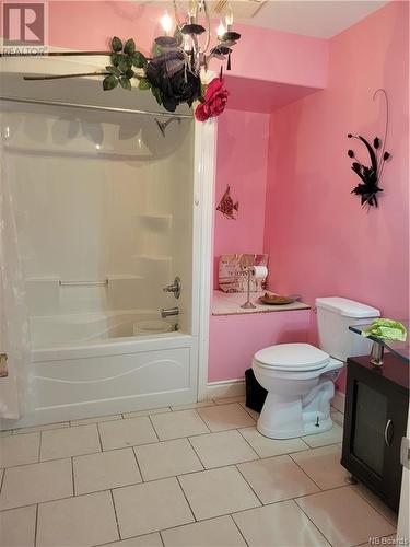 9 Mackinnon Drive, Nauwigewauk, NB - Indoor Photo Showing Bathroom