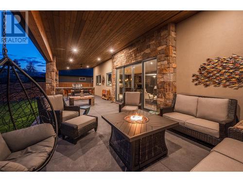 1505 Britton Road, Summerland, BC -  Photo Showing Living Room
